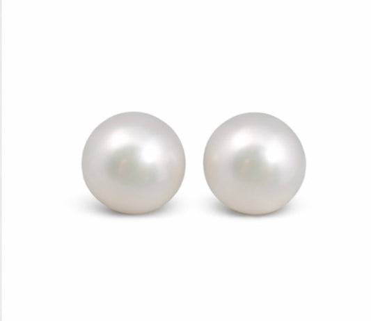 Freshwater Pearl Button Earring