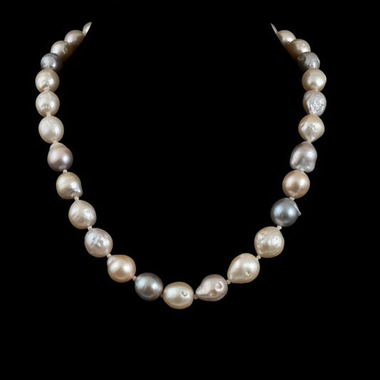 Baroque Pearl Necklace