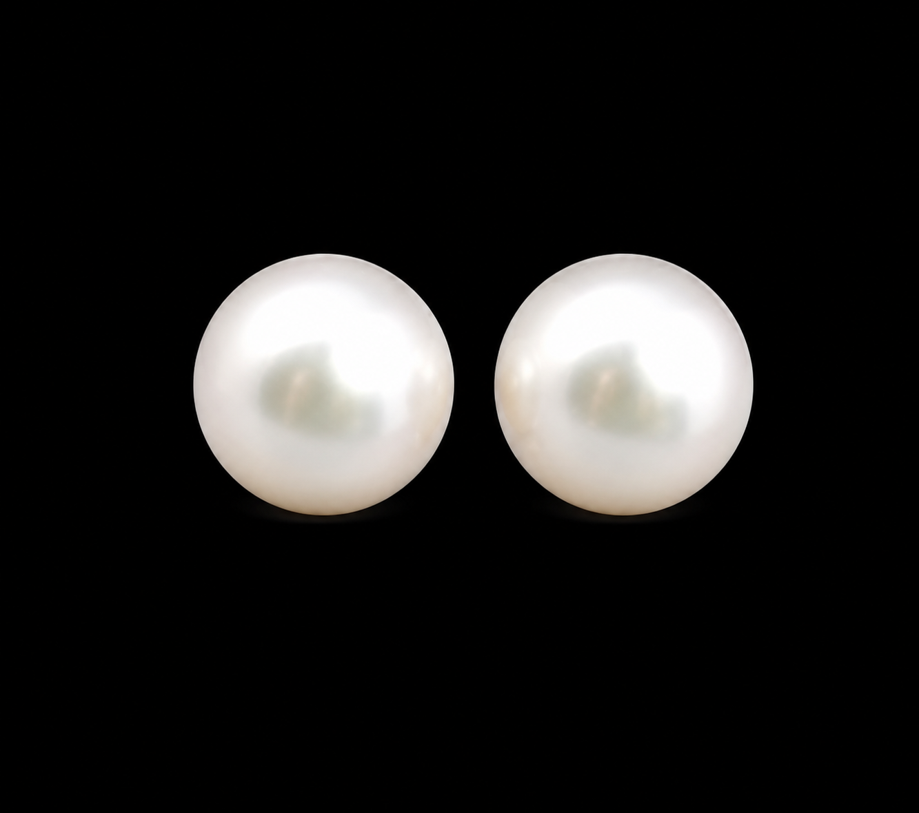 10mm Freshwater Pearl Earring