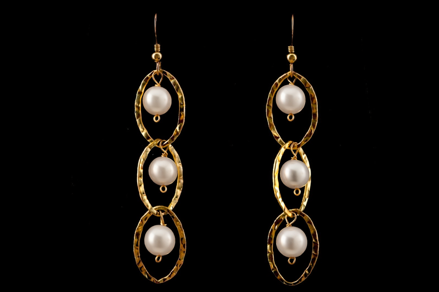 Pearl Elongated Earring